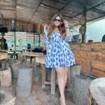 Poonam Preet Bhatia Instagram – Love in every pixel 🥰😍 

#alwaysandforever #nature #woods #happiness 🌺