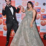 Poonam Preet Bhatia Instagram - Zee Rishtey Awards 2022 🫶 #zra #zeerishteyawards #redcarpet