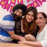 Poonam Preet Bhatia Instagram - Just a simple, happy family 🌺🌺 #alwaysbettertogether #maapaa #creatingmemories