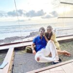 Poonam Preet Bhatia Instagram - Sundowner, Sea & Sweetheart 😍🥂 #blissful Pisco by the beach