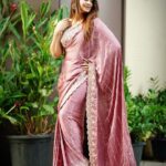Poonam Preet Bhatia Instagram - Proper patola with desi swag 🌺🌺 #sareenotsorry #sareelove #indianwear Outfit: @jigarmaliofficial Styling: @stylekarmaa 📸: @shadank_photography MUA - yours truly 🫠