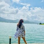 Poonam Preet Bhatia Instagram – She stands tall, she’s got it all 🩵

#chooseright #love #faith #byu