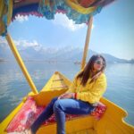 Poonam Preet Bhatia Instagram - Find your Flow, and Row, Row, Row. 🛶🛶❄️☃️ #beautifulmemories #shikara #kashmir #srinagar #heavenonearth ♥️ Dal Lake , Srinagar - Kashmir