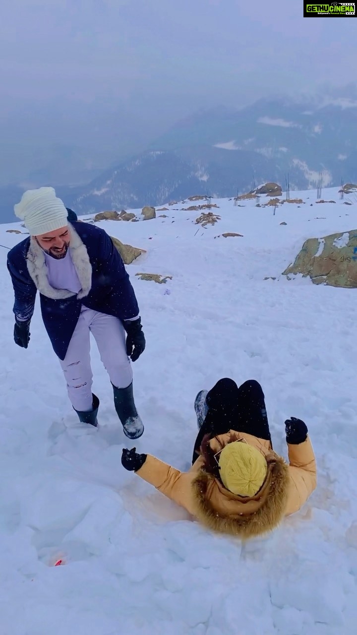 Poonam Preet Bhatia Instagram - Slipping into the Weekend like WEEEEE WEEEEEE 🤪☃️👻