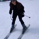 Poonam Preet Bhatia Instagram - "Each of us must confront our own fears, must come face to face with them. How we handle our fears will determine where we go with the rest of our lives. To experience adventure or to be limited by the fear of it." --Judy Blume ♥️ #overcomefear #ichooseadventure #skiing 🎿 ⛷ #learning #letitsnow