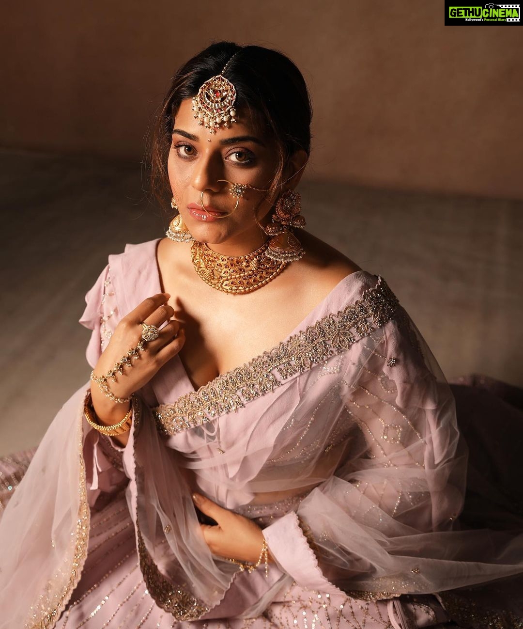 Poonam Preet Bhatia Instagram - Eid Mubarak πβ¨π€²π»π€²π» & happy akshaya tritiya to everyone celebrating this auspicious day ππ»ππ»π #eidmubarak #akshayatritiya #humanityismyreligion #festivegreetings β₯οΈ #eidmubarak