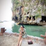 Poonam Preet Bhatia Instagram - Physically I’m here. Mentally I’m in a pool In Bali ordering my Fifth dirty Martini 🍸 #travelgram #needworkcations #ghumighumi