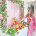 Poonam Preet Bhatia Instagram - “Ganpati Bappa Morya! May the blessings of Lord Ganesha fill your life with joy and prosperity. 🌟🙏 #GanpatiBappa” #celebrationtime #lordganesh #blessings #modaklove #faithfulhearts