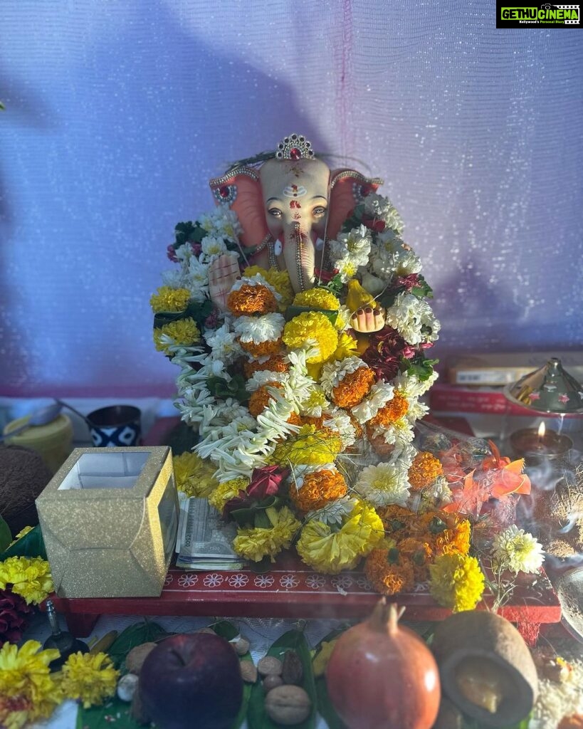 Poonam Preet Bhatia Instagram - “Ganpati Bappa Morya! May the blessings of Lord Ganesha fill your life with joy and prosperity. 🌟🙏 #GanpatiBappa” #celebrationtime #lordganesh #blessings #modaklove #faithfulhearts