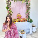 Poonam Preet Bhatia Instagram – “Ganpati Bappa Morya! May the blessings of Lord Ganesha fill your life with joy and prosperity. 🌟🙏

 #GanpatiBappa” #celebrationtime #lordganesh #blessings #modaklove #faithfulhearts