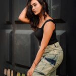 Poornima Ravi Instagram - Everything you go through, grows you 📸@poovarasan_mdp