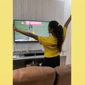 Poornima Ravi Instagram - Chennai super kingsuku Periya whistle adinga!! 😁😁
CSK for a reason 😁
.
.
.
.
.
.
.
.
.
#bleedyellow  #csk #dhonism #poornimaravi  #araathi #ipl2020 #ipl #cskreturns