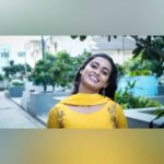 Poornima Ravi Instagram - Live life in Warm Yellows!! Pc: @hari_dop . . . . . . . #poornimaravi
