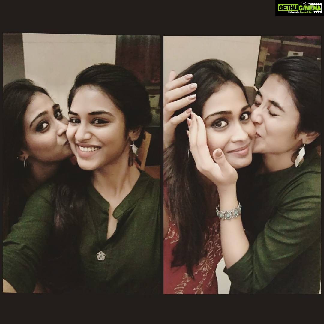 Poornima Ravi Instagram - This girl!😘 So Proud! her success! Happy that you are on the right track! Keep going macha❤️ Lot more to come on ur way! #heroinemacha #myjingly #meyadhamaanfame #induja
