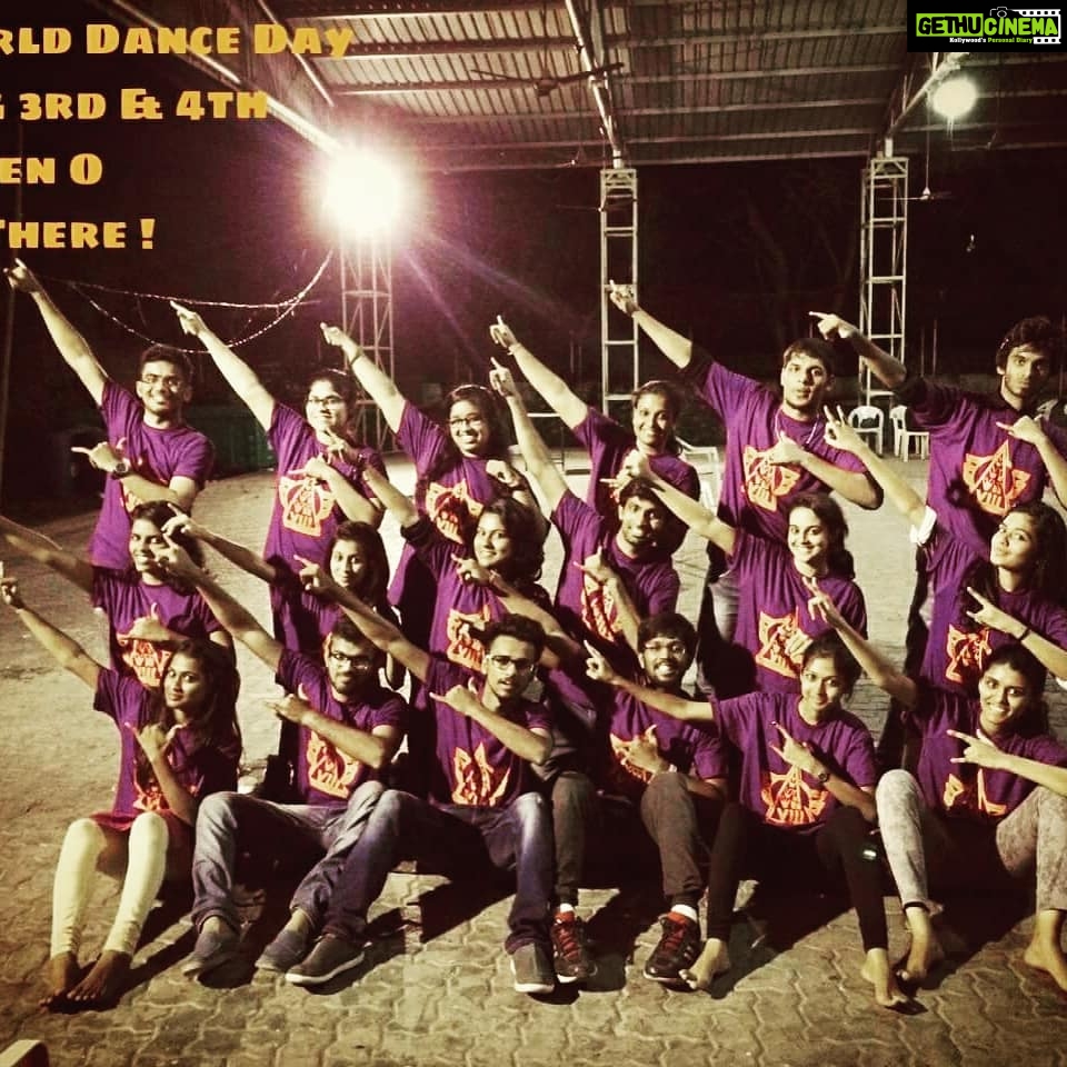 Poornima Ravi Instagram - Happy International dance day!! ❤️❤️ Missing scenes happening!! Those dancing days were the best!! Late post though!!