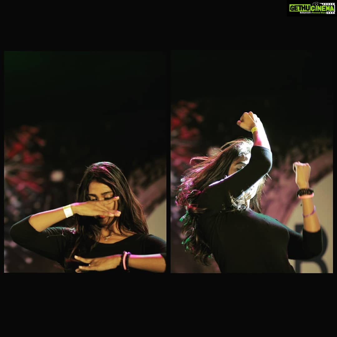 Poornima Ravi Instagram - Happy International dance day!! ❤️❤️ Missing scenes happening!! Those dancing days were the best!! Late post though!!