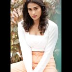 Poornima Ravi Instagram – Confidence Is True Beauty

PC: @abi_advik