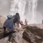 Poornima Ravi Instagram - The showers of aagayagangai was a total bliss ❤️ @joshapp.tamil @officialjoshapp #araathi #poornimaravi #josh