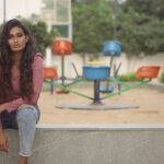 Poornima Ravi Instagram - Throwing sass ! #poornimaravi #araathi