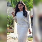 Poornima Ravi Instagram - Bright Light is injurious to those who see nothing🙂 Pc: @madhan_kumar09 . . . . . . . . . . . . #poornimaravi #araathi