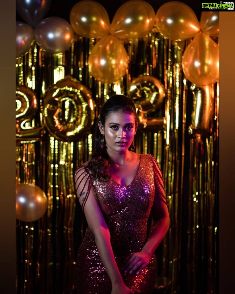Actress Poornima Ravi HD Instagram Photos and Wallpapers September 2021 ...
