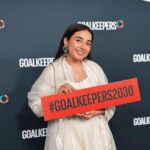 Prajakta Koli Instagram - Creator. Conversationalist. Goalkeeper. @gatesfoundation 💜 …. Outfit by @devnaagri Jhumkas by @sangeetaboochra