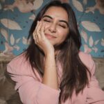Prajakta Koli Instagram - 🐷 …. Makeup by @madhuradeokute Hair by @sujata_1810 Styled by @aakrutisejpal 📷 by @lordaritra …. Outfit by @savlamba @ascend.rohank Jewellery by @inezeofficial
