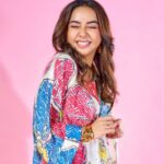 Prajakta Koli Instagram - 🌸 …. Makeup and hair - @shrushti_birje_28 @makeupandhairby_netra Styled by - @aakrutisejpal 📸 - @akshay_26 …. Outfit - @saakshakinni Jewellery - @zohra_india