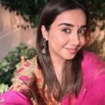 Prajakta Koli Instagram – Thanking Bappa for giving me a life where I get to spend the day at @unitednations making conversations about climate action, gender equity, partnerships, finance and storytelling. So grateful to have a voice and a platform in influential rooms. Thank you @youtube !💜
Also, dressed up extra happy for Ganesh Chaturthi!🙏
…..
Outfit by @drzya_ridhisuri 
Jhumkas by @sangeetaboochra United Nations