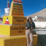 Pranati Rai Prakash Instagram - Just a girl who loves having coffee, making friends on the go, exploring the new and dressing up colourful and florals, oh yeahhh! 👻💕 #solotrip #ladakh #traveldiaries Leh Ladakh - The Land of High Passes
