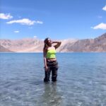 Pranati Rai Prakash Instagram - 🫶🏻🧚🏼‍♂️📿it’s like the wind, keeps blowing; like the river, keeps flowing; an anonymous spirit present like a mirror, always reflecting 🪞