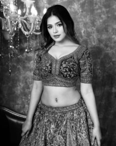Pranati Rai Prakash Instagram - What was I even doing 🙃🙈 travelling in the mind 🎠 Since it’s Navratri season! 🎢💃🏻
