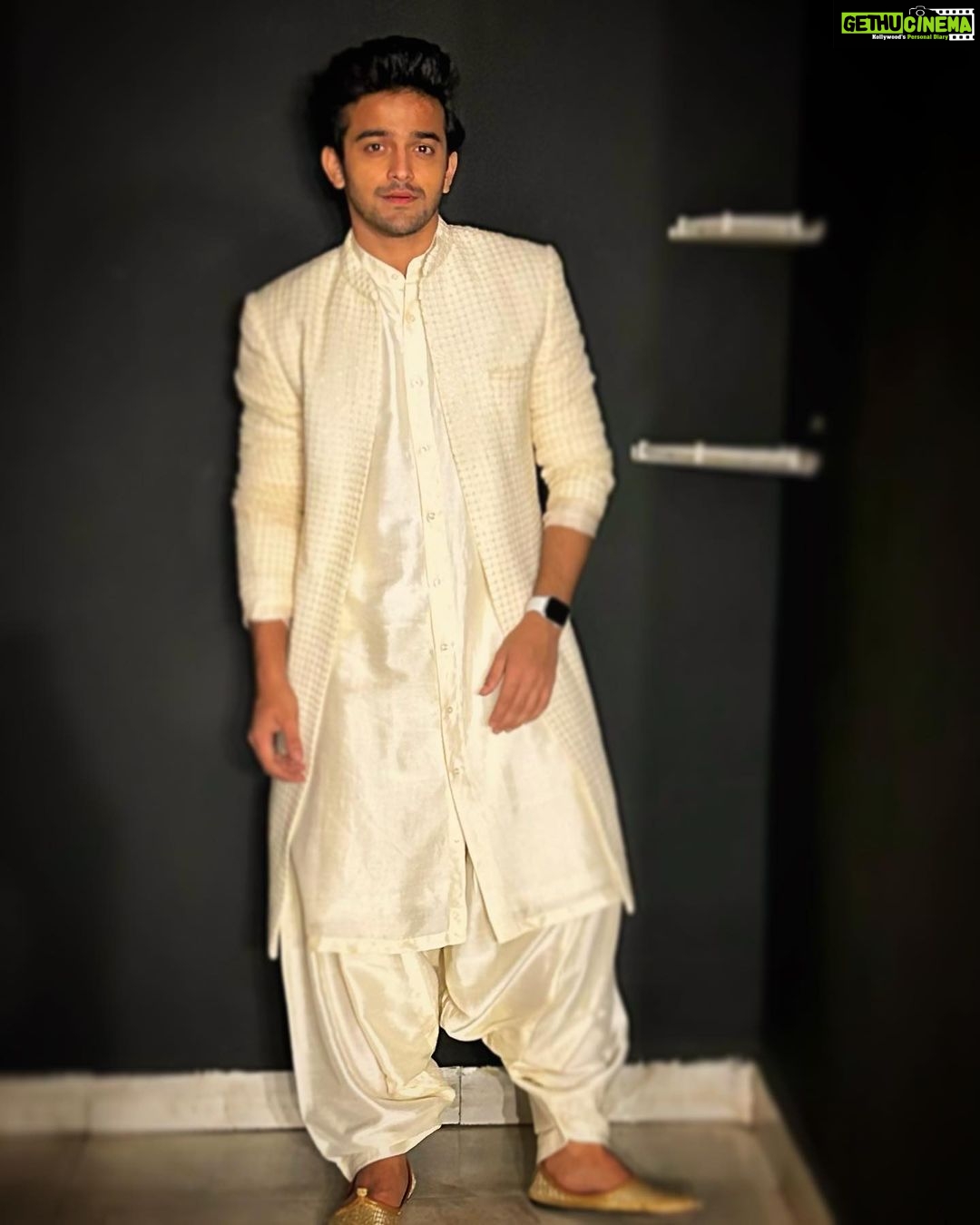 Pravisht Mishra Instagram - ✨Rabb Milauunda Ae ✨