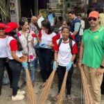 Priya Marathe Instagram - स्वच्छ्ता हीच सेवा! #cleanlinessdrive Thank you @mbmconline @ravipawar_dmc ji.. fr making us a part of this cleanliness drive..
