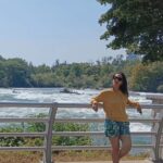 Priya Marathe Instagram - Cnt get over.. #niagarafalls