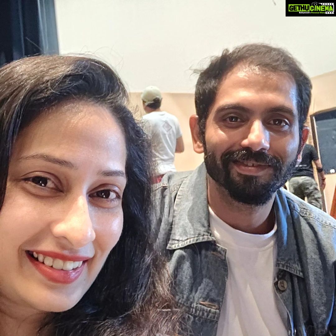 Priya Marathe Instagram - First show successfully done in San Mateo - performing art centre.. Thank you so much for being soo nice .. Loved performing for u.. 💯 On to the nxt..