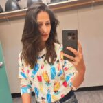 Priya Marathe Instagram - First show successfully done in San Mateo - performing art centre.. Thank you so much for being soo nice .. Loved performing for u.. 💯 On to the nxt..