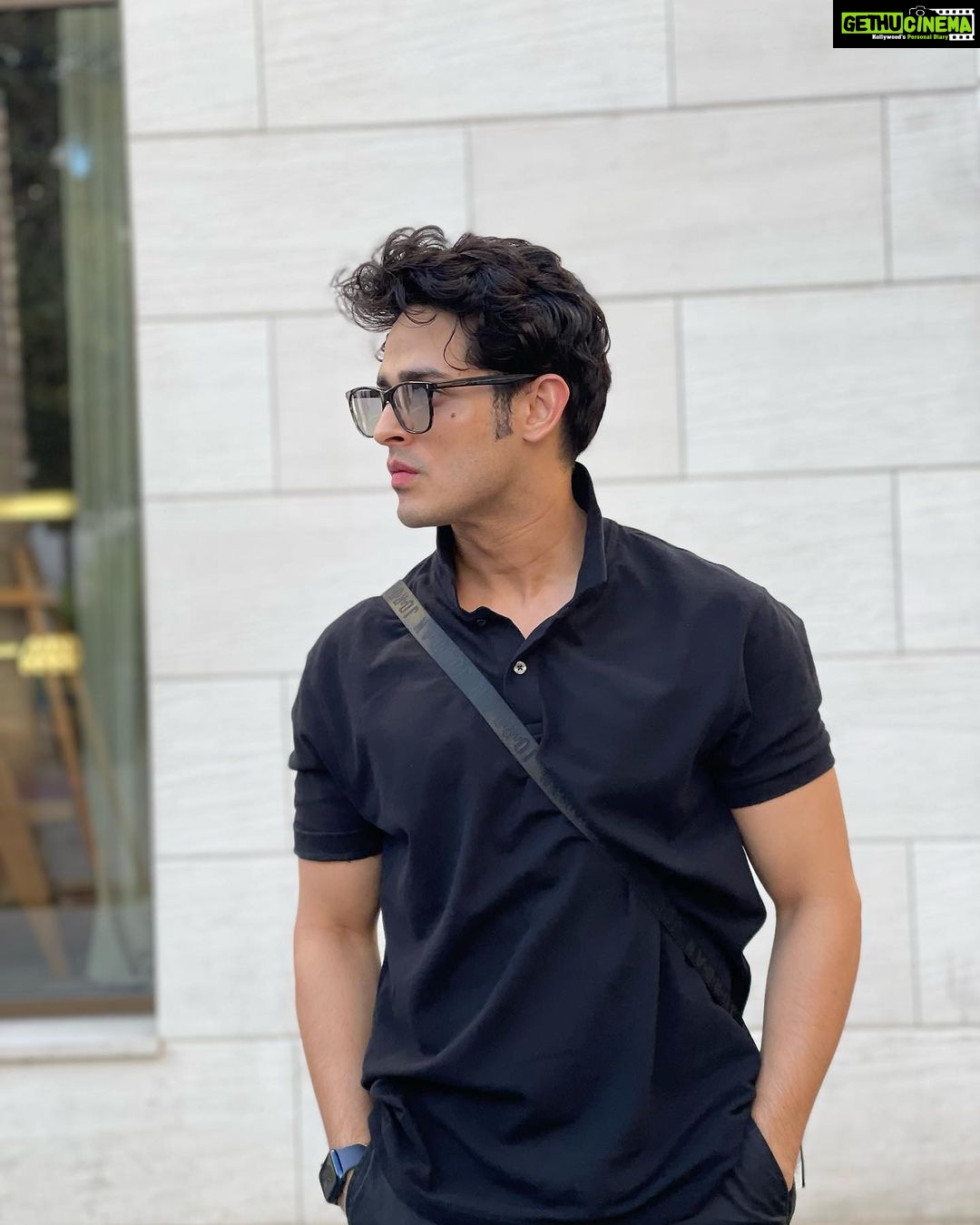 Priyank Sharma - 69.4K Likes -
