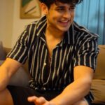 Priyank Sharma Instagram - Behind the scenes #hanju Shot by: @jayrajput_98 @rigved.pagare Edited by : @dchaphe @javedali4u @priyanksharmaaa @iamishitaraj @danishdevgn @sacchinkapoor @ashu.sahdev @Sacchinashumusic @vikasjoshi.dop @kumarmangatpathak @abhishekpathakk @nibham_ @nikeeta_bhambhani