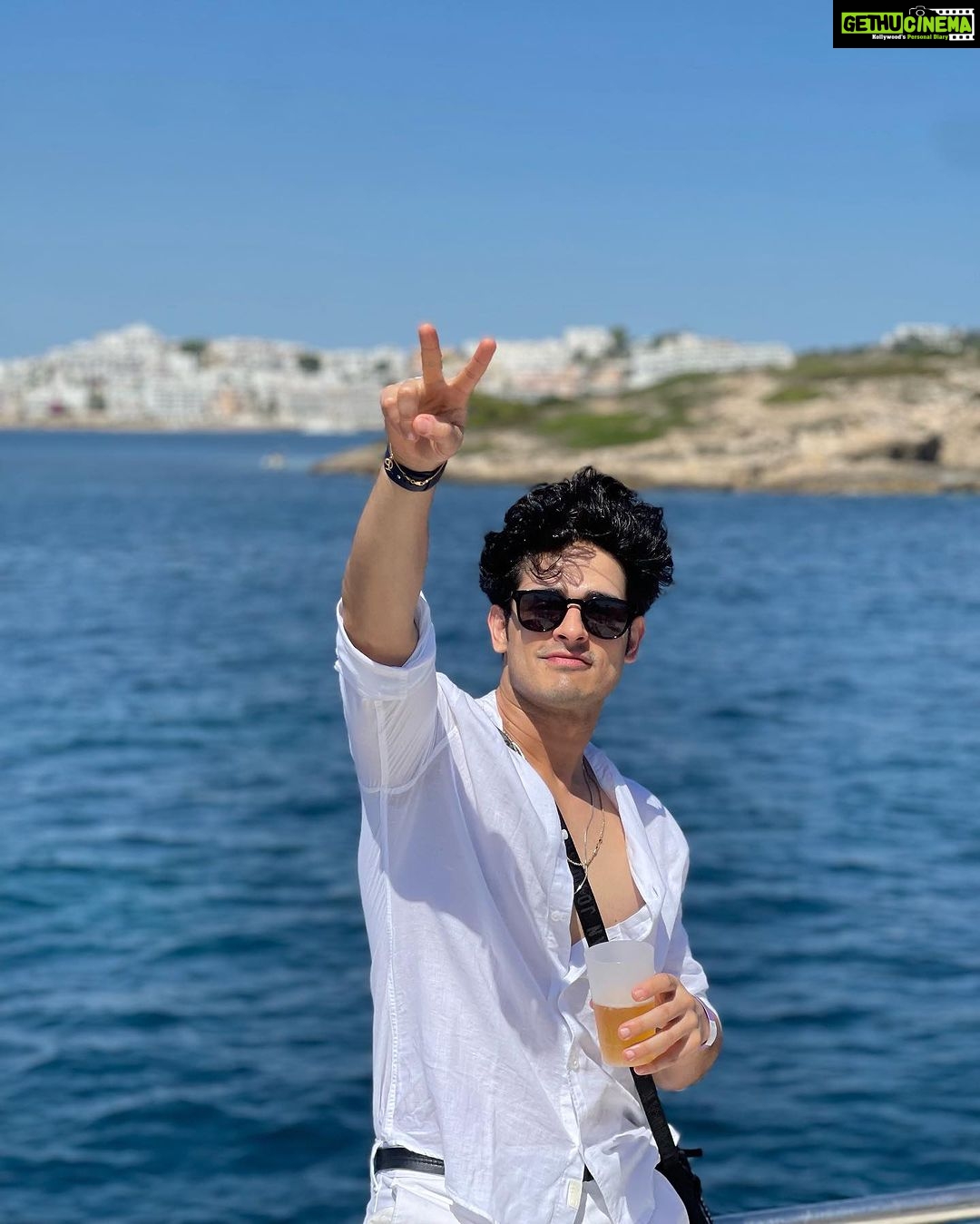 Priyank Sharma - 65.3K Likes -