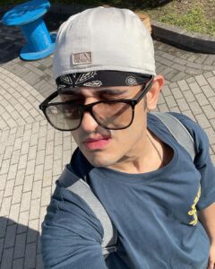 Priyank Sharma Instagram - On birthdays we work harder….
Nope. 
HARDEST BABY !