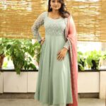 Priyanka Nalkari Instagram - #goodmorning #adshoot #tamil #chennai #nalkarpriyanka #actress #roja #naladamayanthi #seetha #womenpower #strongme #stronglady #instagram Outfit n accessories @chakrabortymukta 💕