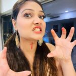 Priyanka Nalkari Instagram - #allaboutlastnight #halloween #halloweenparty #kl #happyweekend #lens #grey #makeup #nun #selfies #couplegoals #actress #partyallnight #poser #scary