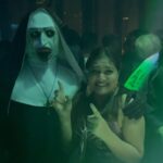 Priyanka Nalkari Instagram - #allaboutlastnight #halloween #halloweenparty #kl #happyweekend #lens #grey #makeup #nun #selfies #couplegoals #actress #partyallnight #poser #scary