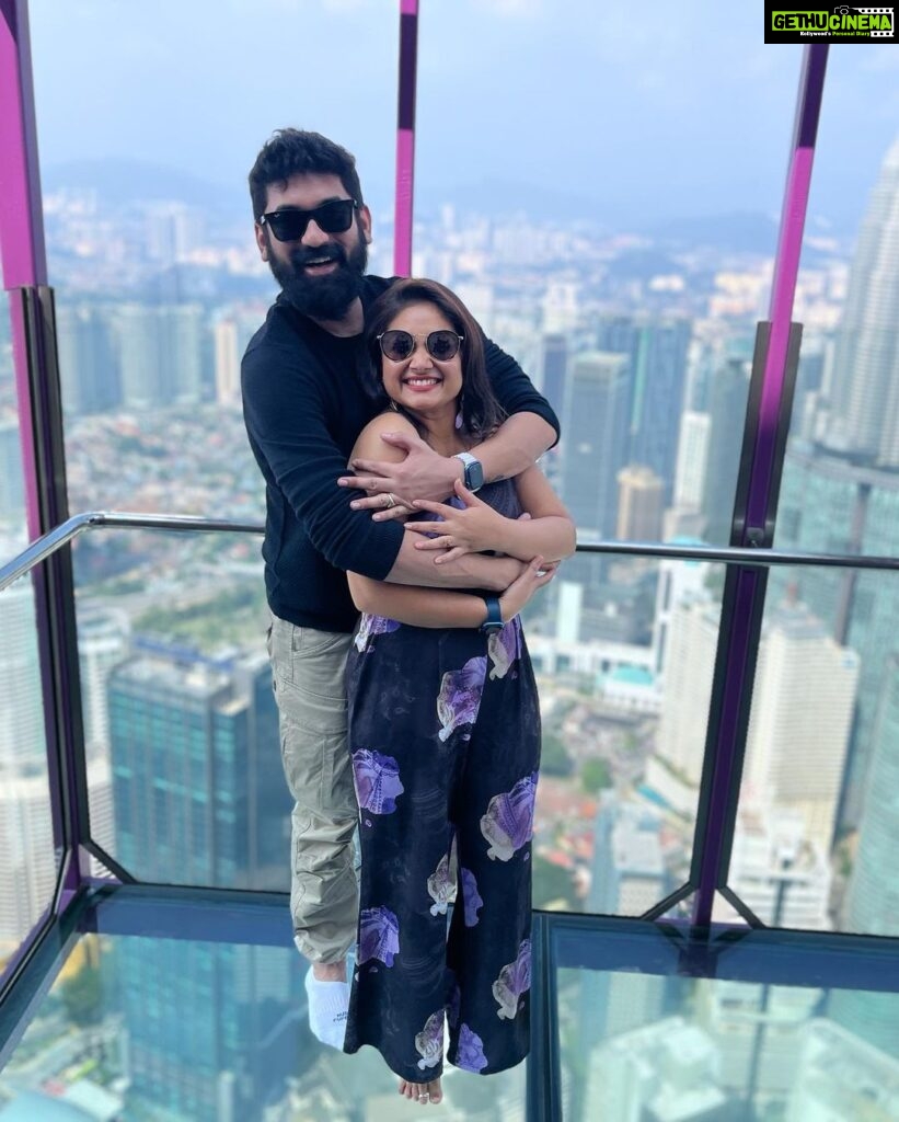 Priyanka Nalkari Instagram - #kltower #skydeck #posers #couplegoals #malaysia #outing #love #life #actresslife #smilesformiles #hapoyweekendeveryone🌸🌷☺💕 Skydeck KL Tower