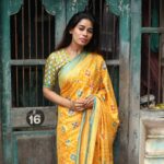 Priyanka Ruth Instagram - 💫 . . . @sharada.shivaji #sareelove #workmode #keepgoingforward #bepositive #keepsmiling #saipriyankaruth