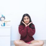 Priyanka Thimmesh Instagram - Good morning 🤍 Look at my emoji’s expression and tell me which one you like the most .. 👇🏻do comments 🤟🏻 Clicked by @bhagathmakka 🫰🏻 #priyankathimmesh #priyankathimmeshofficial