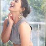 Priyanka Thimmesh Instagram - Smile, it’s free therapy😀✨ Photography @bhagathmakka Credit #jehensaai Desginer by @lakshana_label Makeup & hair @iglambeautystudiochennai @iampriyankaathimmesh #priyankathimmeshofficial #priyankathimmesh #lovelife #smileon #beliveinyourself