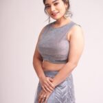 Priyanka Thimmesh Instagram - Smile, it’s free therapy😀✨ Photography @bhagathmakka Credit #jehensaai Desginer by @lakshana_label Makeup & hair @iglambeautystudiochennai @iampriyankaathimmesh #priyankathimmeshofficial #priyankathimmesh #lovelife #smileon #beliveinyourself