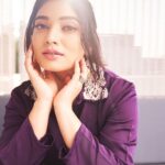 Priyanka Thimmesh Instagram - 💜✨ Photography @bhagathmakka Credit #jehensaai Desginer by @lakshana_label Makeup & hair @iglambeautystudiochennai @iampriyankaathimmesh #priyankathimmeshofficial #priyankathimmesh #purpellove💜